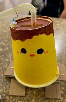 トコトコ紙コップ作り